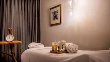 Salas de tratamiento para parejas, sauna y baño de vapor