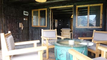 Family Suite (Deluxe) | Terrace/patio