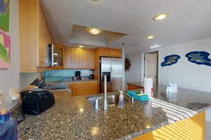 Kühlschrank, Mikrowelle, Geschirrspüler