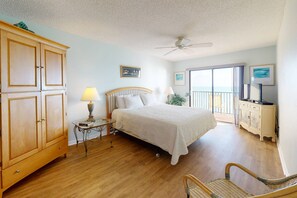 3 bedrooms, iron/ironing board, free WiFi