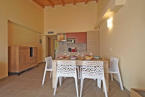 Comfort-Apartment, Terrasse, Seeblick | Eigene Küche