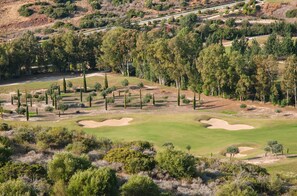 Golf - Villa HERMIONA - Wake Up To A Golf View (Paphos)