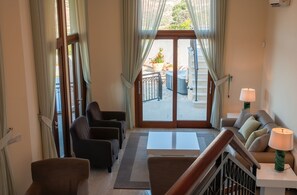 Smart TV, video games, DVD player, table tennis