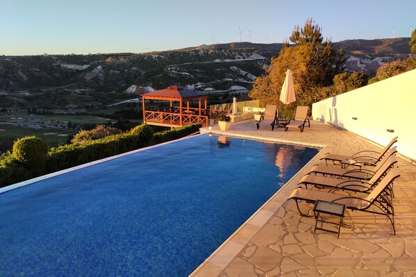 Outdoor pool, a heated pool