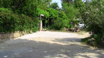 Enceinte de lâhĂ©bergement