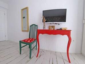 Standard Double Room, Garden View | Individually decorated, individually furnished, desk, blackout curtains - Morisi Konak (Cesme)