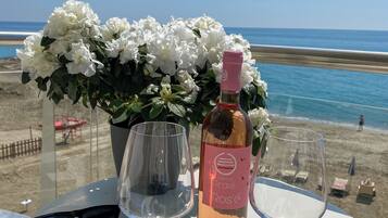 Chambre Double Deluxe | Terrasse/Patio