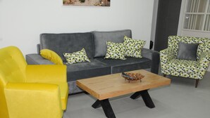 Unclassified image, 3 of 18, button - dream apartment in florentim (Tel Aviv)