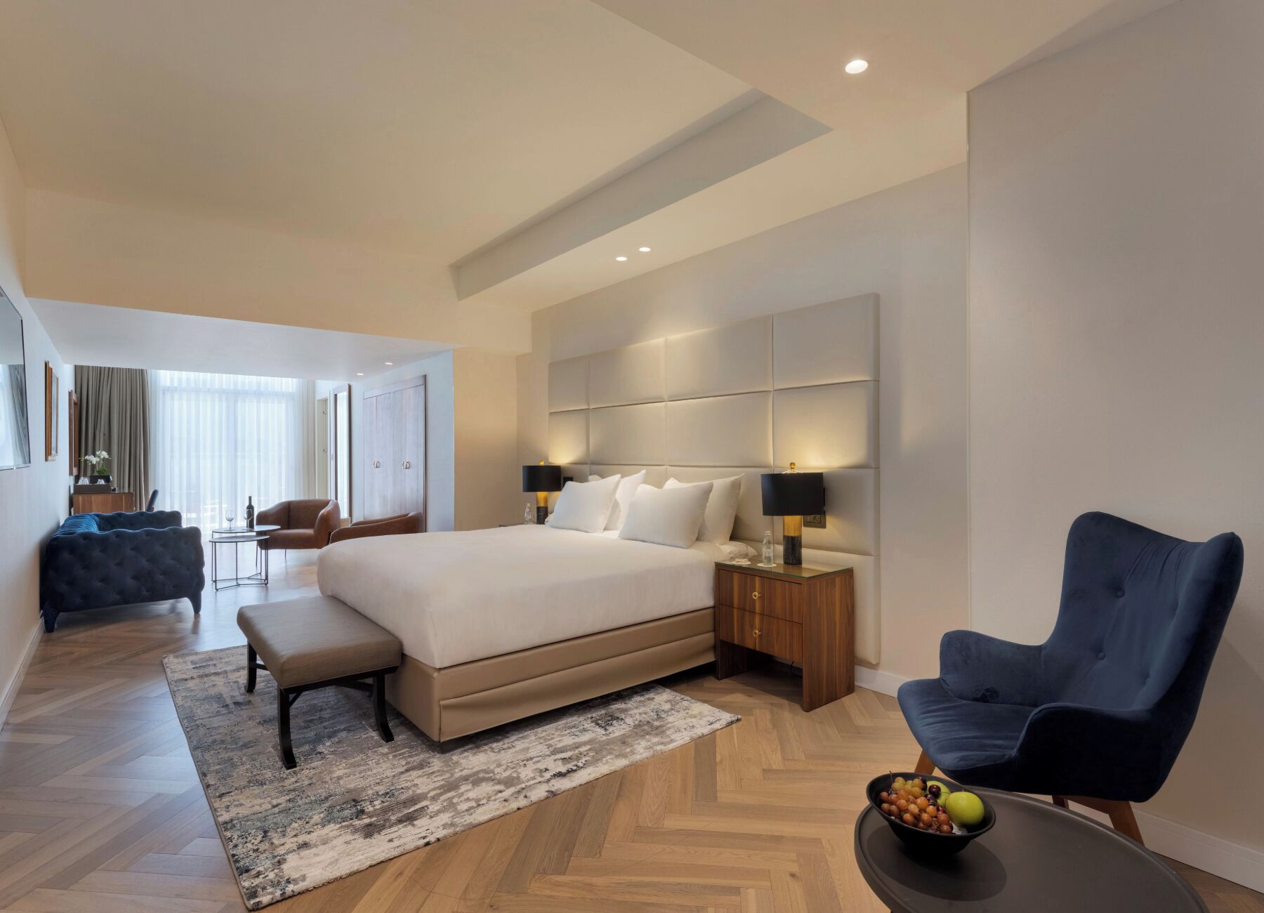 Junior lakosztály | 1 hálószoba, prémium ágynemű, minibár és széf a szobában