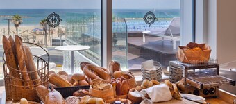 特拉维夫赫伯特塞缪尔歌剧酒店