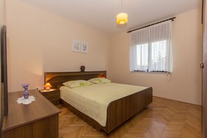 2 habitaciones, wifi y ropa de cama 