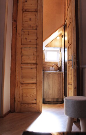 Interior - "ApartTen"  in old Tbilisi (Dzveli Tbilisi)