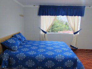 Economy Double or Twin Room, Mountain View