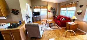 Smart TV - RB Wild West | 0 Bed, 1 Bath (Stanley)