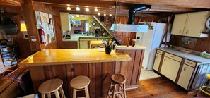 Dining - Jewell Hollow Homestead | 3 Bed, 2 Bath (Luray)