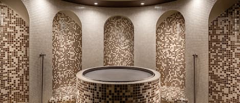 Sauna, bain à remous, hammam, sources chaudes/minérales, soins corporels