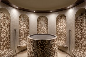 Sauna, hot tub, steam room, hot springs/mineral springs, body treatments