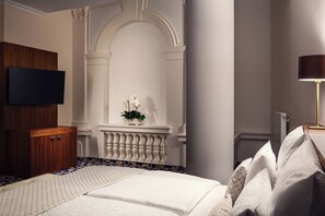 Exclusive Suite | In-room safe, desk, blackout curtains, free WiFi - Hotel Nabokov (Marianske Lazne)