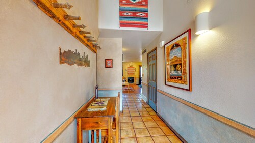 3 makuuhuoneen huoneisto lähellä Moabin golfkenttää ja polkuja