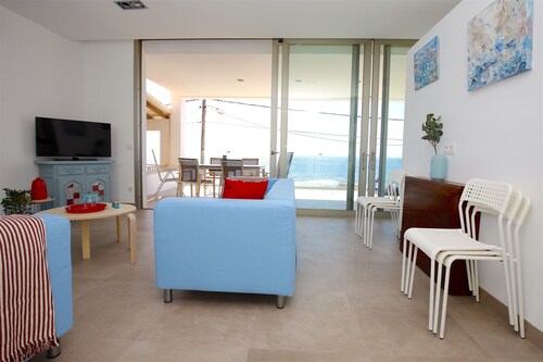 Estanyol Mar - Apartment with Terrace, Sea View, Ideal for Groups & Families