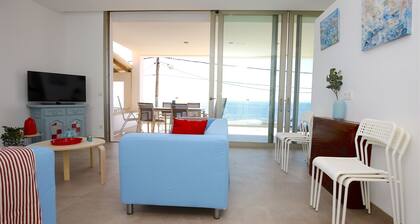 Estanyol Mar - Apartment with Terrace, Sea View, Ideal for Groups & Families