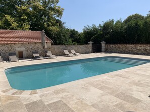 Piscine extérieure, piscine chauffée