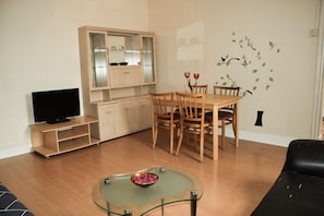 Interior - Cosy apartment 10 mins walking from Broad Street (BIRMINGHAM)