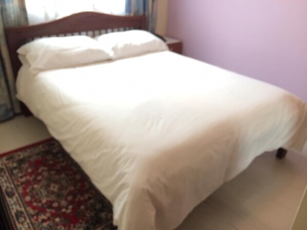 2 Schlafzimmer, BĂŒgeleisen/BĂŒgelbrett, WLAN