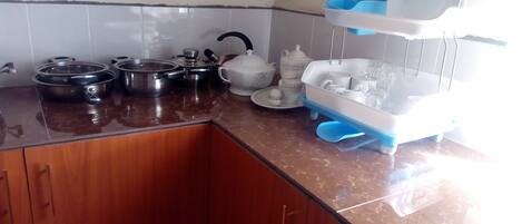 City-Ferienhaus, Blick auf den Innenhof | Eigene Küche