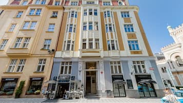 Gazdaságos stúdió | A szálláshely homlokzata