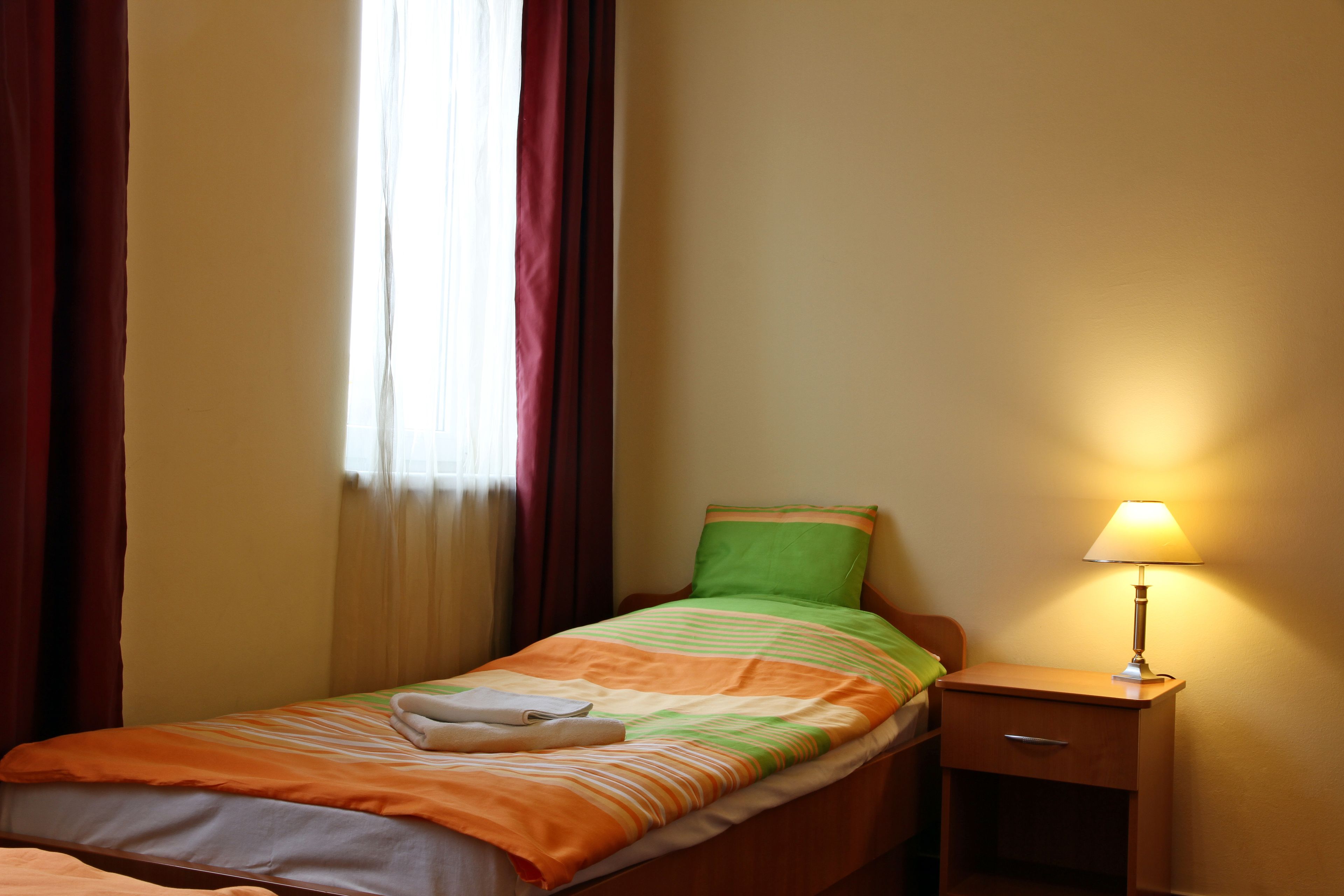 Căn hộ, 2 phòng ngủ | 1 phòng ngủ, bàn, khu vực làm việc phù hợp cho laptop, màn/rèm cản sáng 