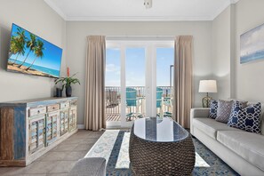 TV - Inn at Crystal Beach 108 by Salt Water Vacations (Destin)