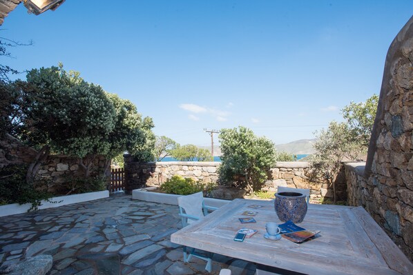 Vila, 4 quartos | Terraço/pátio