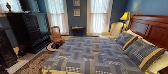 Delightful Queen-sized Room near Hocking Hills & nearby State Parks