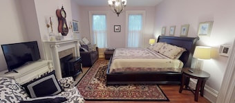 Hyde House Lilac Suite near Hocking Hills, Ohio University, Athens & Logan