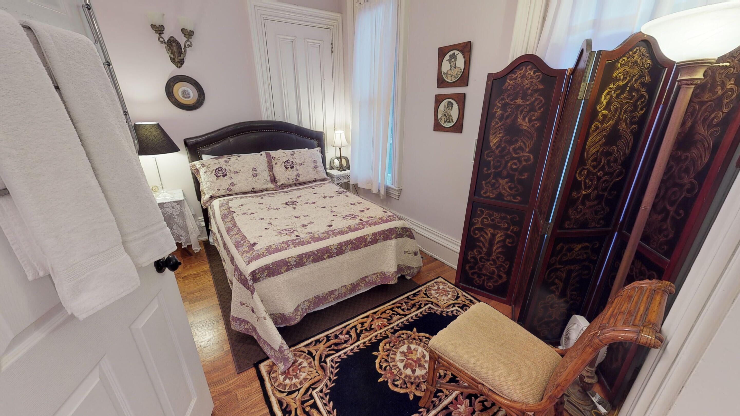 1 quarto, Wi-Fi de cortesia, roupa de cama