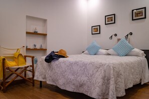 1 camera, una scrivania, insonorizzazione, Wi-Fi gratuito