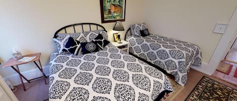 1 dormitori, planxa i posts de planxar, wifi gratuïta i roba de llit