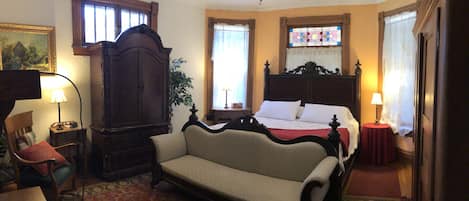 1 habitación, tabla de planchar con plancha, wifi gratis y ropa de cama