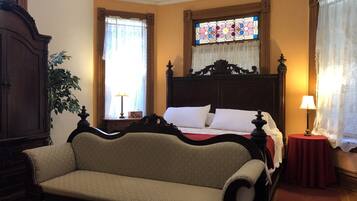 1 bedroom, WiFi (free), bed sheets