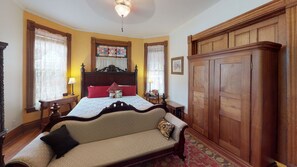 1 habitación, tabla de planchar con plancha, wifi gratis y ropa de cama 