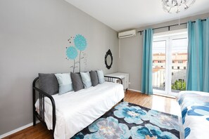 1 dormitorio, escritorio, tabla de planchar con plancha y wifi gratis