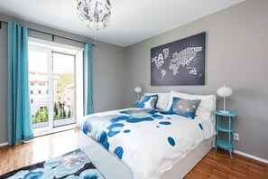 1 habitación, escritorio, tabla de planchar con plancha y wifi gratis 
