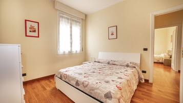 2 chambres, fer et planche Ă repasser, lit parapluie, Wi-Fi gratuit