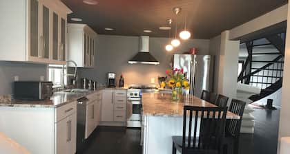 Oceanfront / Beachfront Koti Sand Hills Scituate