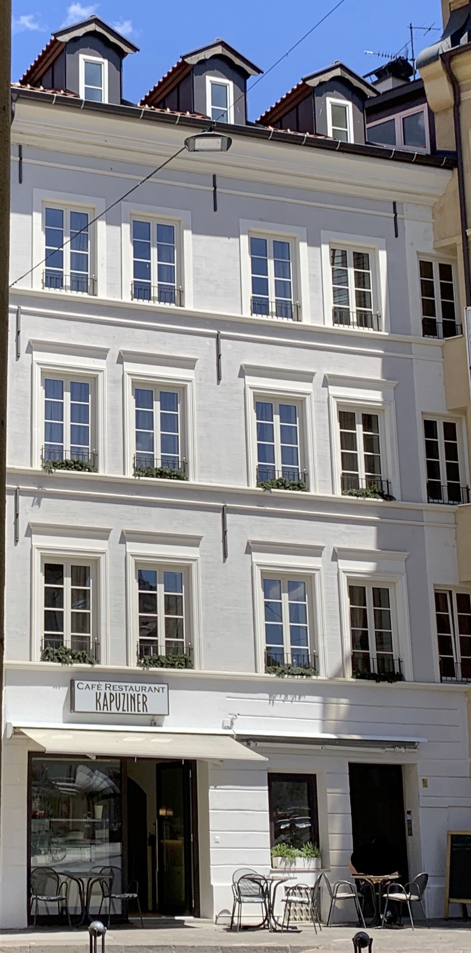 Facciata della struttura