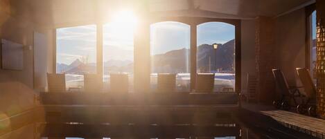 Indoor pool, pool loungers