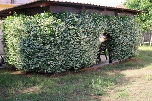 Property grounds - Apartment Ela with garden (Trogir)