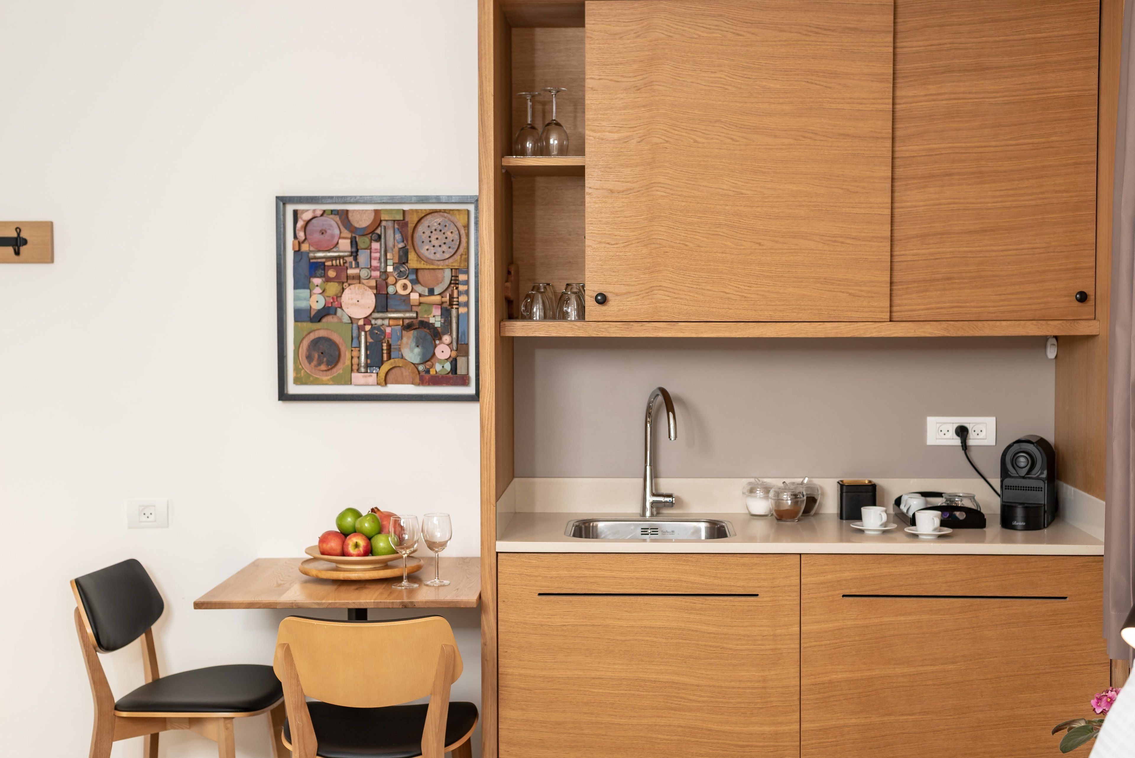 premium room, balcony | private kitchen | mini-fridge, microwave, espresso maker, electric kettle