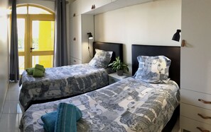 2 bedrooms, in-room safe, iron/ironing board, free WiFi